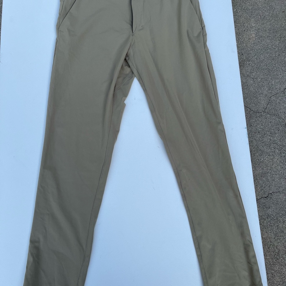 Lululemon Men's Khaki Pants